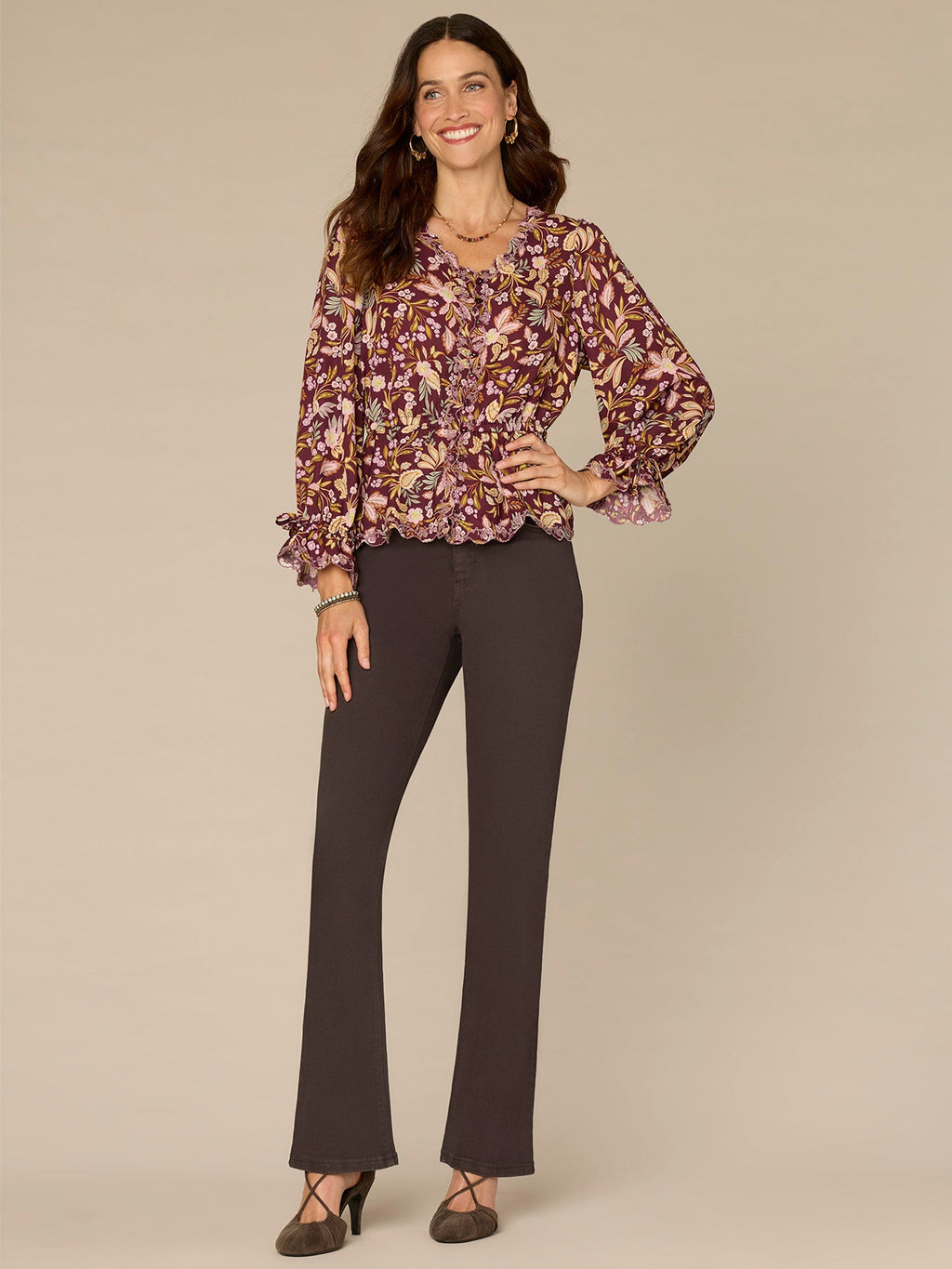 Long Sleeve V-Neck Scallop Edge Floral Print Plus Size Woven Top